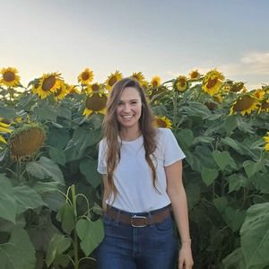 Meet your Posher, Anna